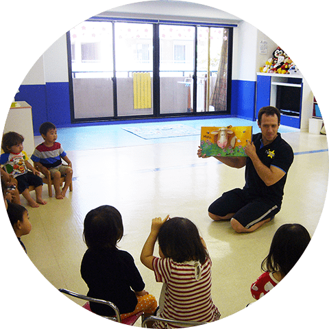 Circle time ＆ Story time　授業＆読み聞かせ